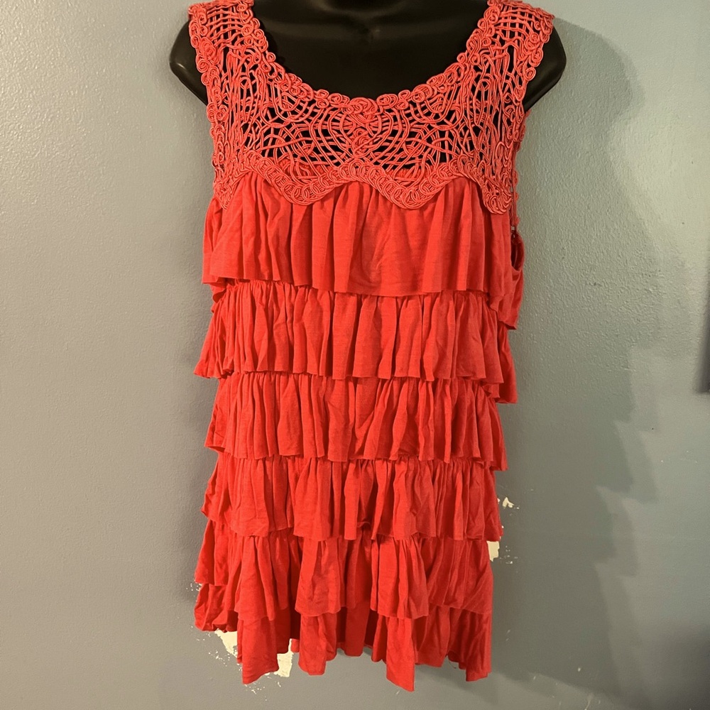 Laseine Women’s Large Coral Ruffled Tank 100% Rayon Preowned